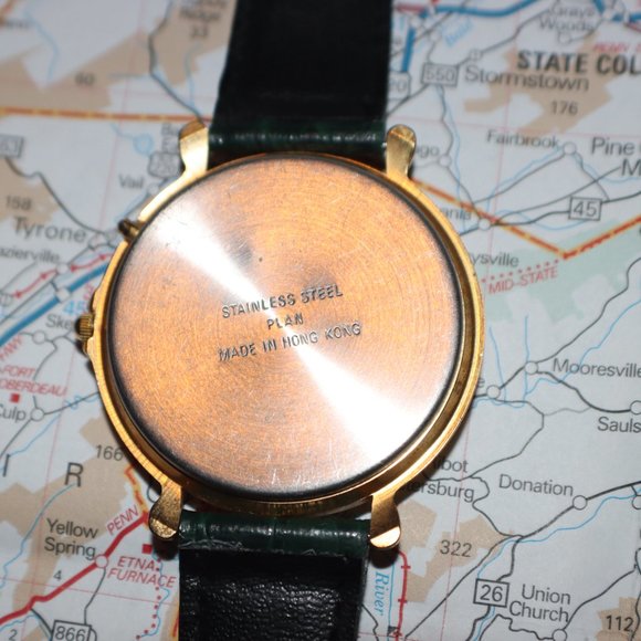 Women's Christmas Watch Collection - Picture 7 of 10